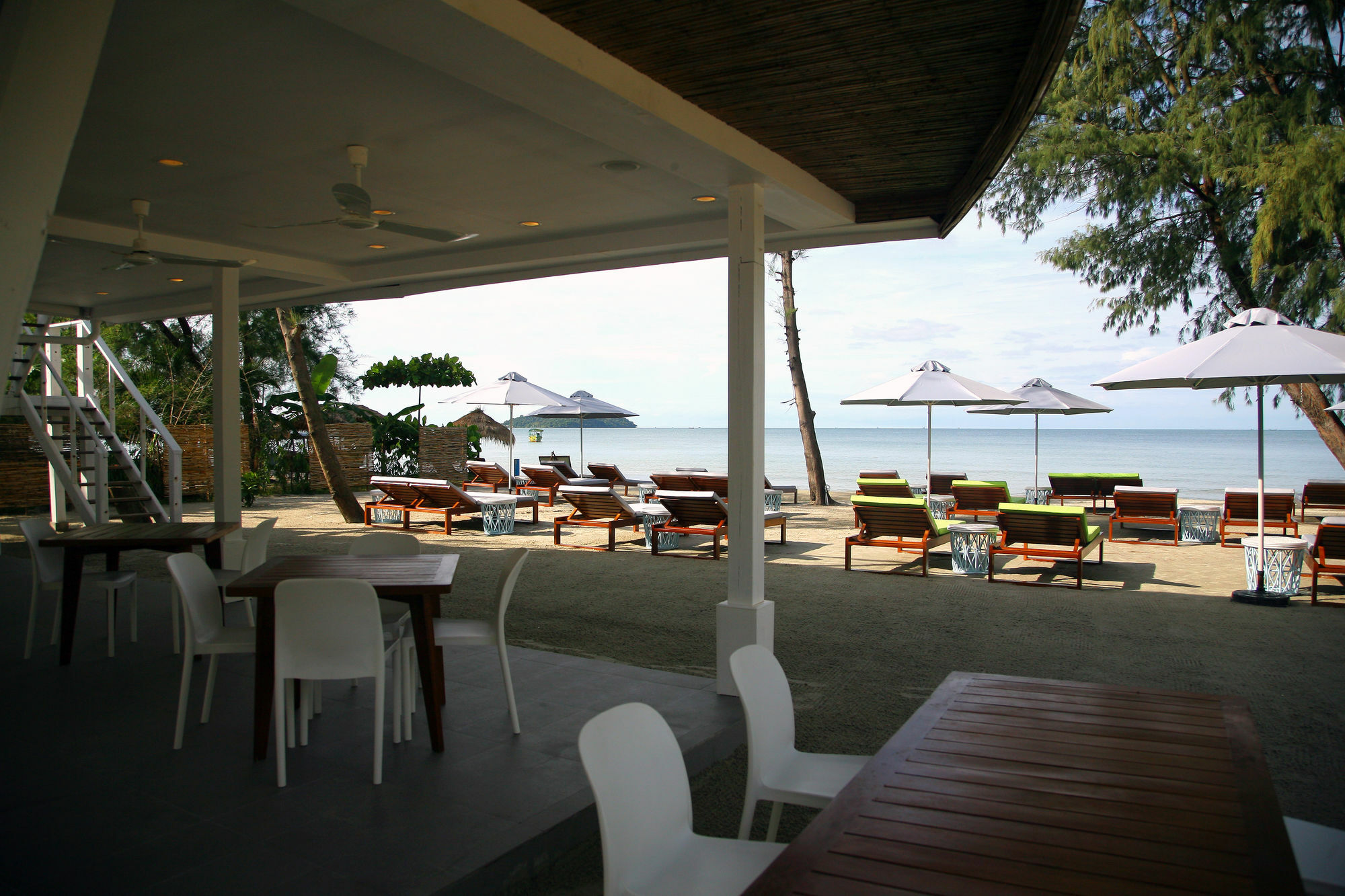Naia Resort Sihanoukville Esterno foto